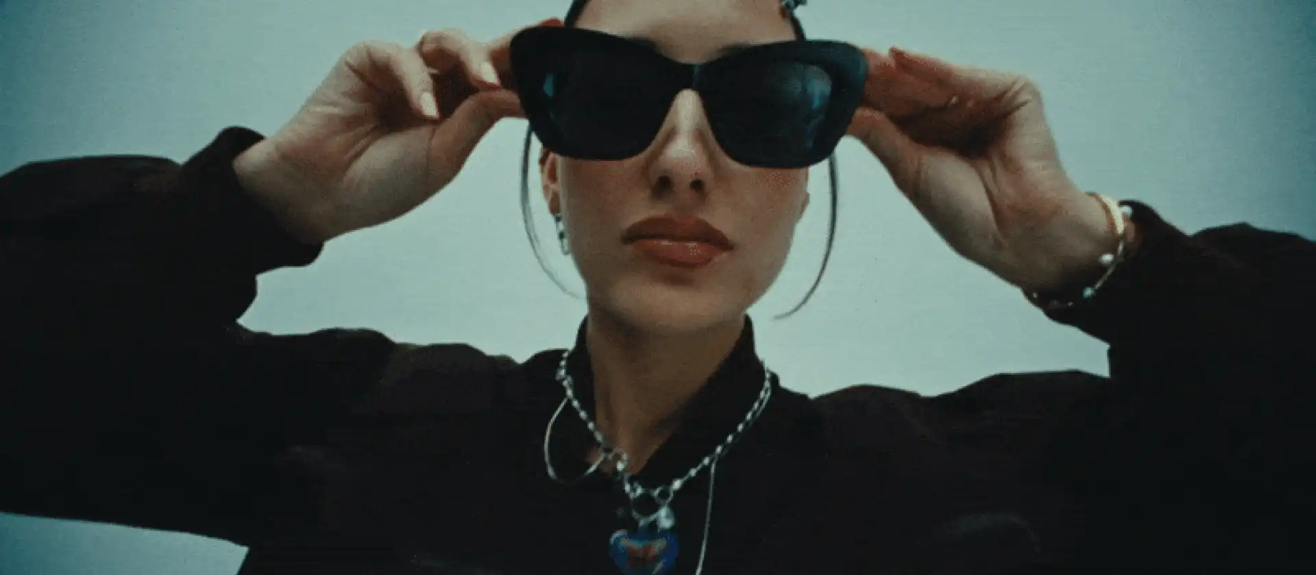Film treatment example combining dynamic visuals, creative direction, and visual storytelling to help sell in a graphic and bold TJ Maxx campaign Page 5
